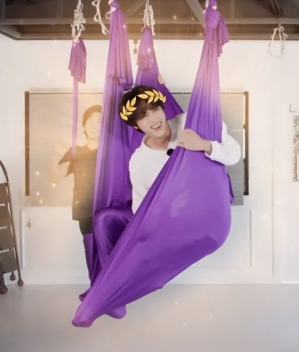 naemjooon's tweet photo. joon called seokjin a goddess?? a greek goddess??’?’ https://t.co/v5cLSyS72J