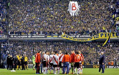 xeneizedprimera's tweet photo. 🔙#CLAUSURAS en la #Bombonera | en el 2015, clausuraron la #Bombonera por usar un dron con un fantasma en el clásico con los de Nuñez. https://t.co/uIYDyVTMi4