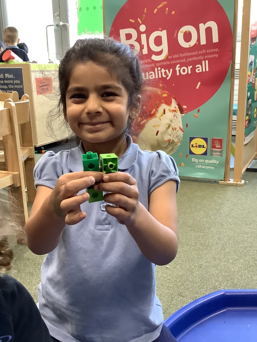 BeaumontPAc's tweet photo. Rabbits have been finding different ways of making 5! We have been using @numberblocks to help us! @SouthPennine #maths #number #numericalpattern #successfulstudents #partpartwhole #mathsvocabulary https://t.co/ijIbaUCWgg