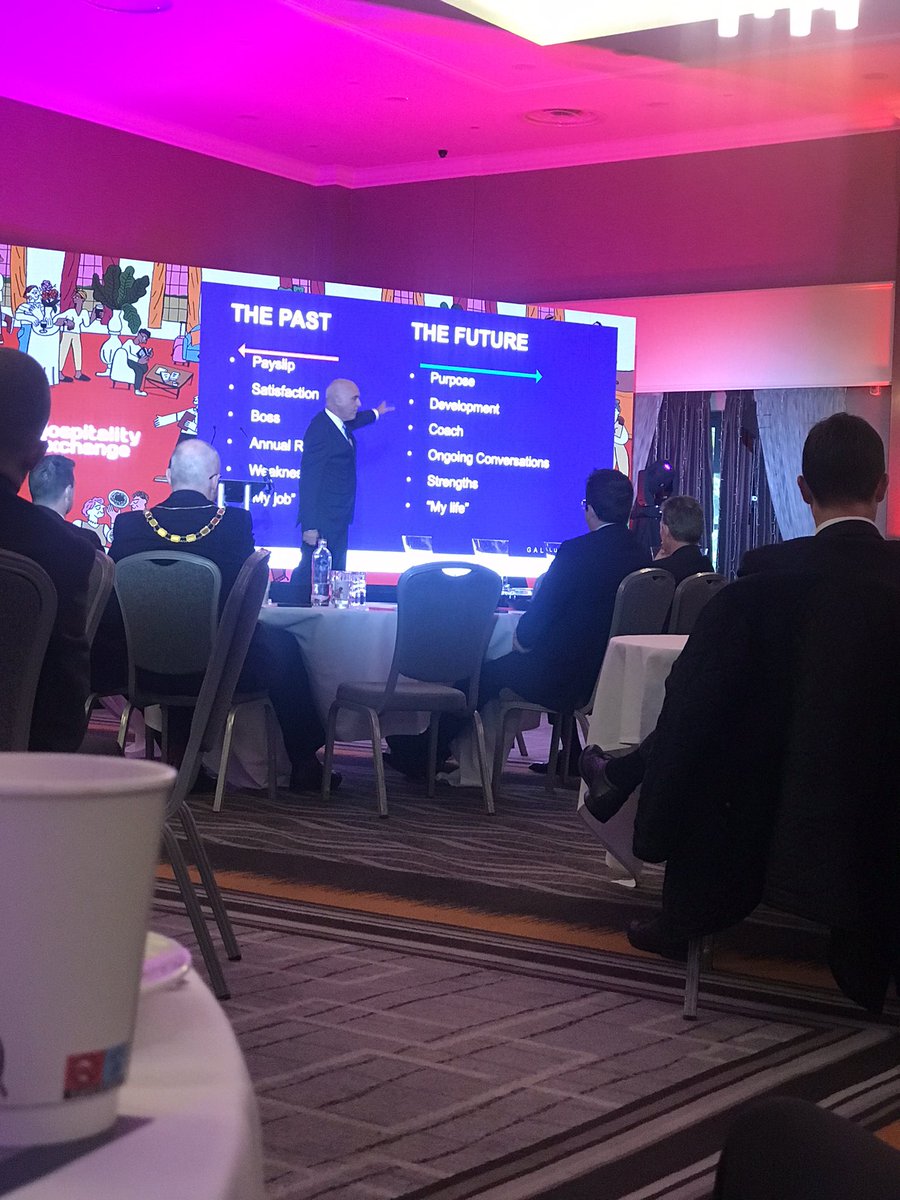 Excellent final session by <a href="/drpaulredmond/">Dr Paul Redmond</a> <a href="/HospitalityExch/">Hospitality Exchange</a> People Power Session! Lots of tips on how to engage &amp; connect with multigenerational employees! “Don’t treat people as robots, they are unique”…#HX22 #HE22