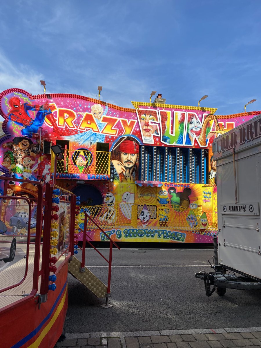 Orcinus68's tweet photo. Time for our yearly #CharterFair on the street outside our flat. Been a fair here yearly since 1312! 😁 https://t.co/AumXNKs2l2