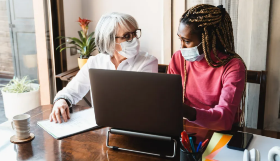 NEW‼️ Our policy paper on extent that people in South Africa could mitigate health &amp; economic effects of COVID-19 pandemic &amp; lockdowns through digital substitution. An output of the Global South project COVID-19 Responses for Equity funded by <a href="/IDRC_CRDI/">IDRC | CRDI</a> 
👀bit.ly/3fT2T6o