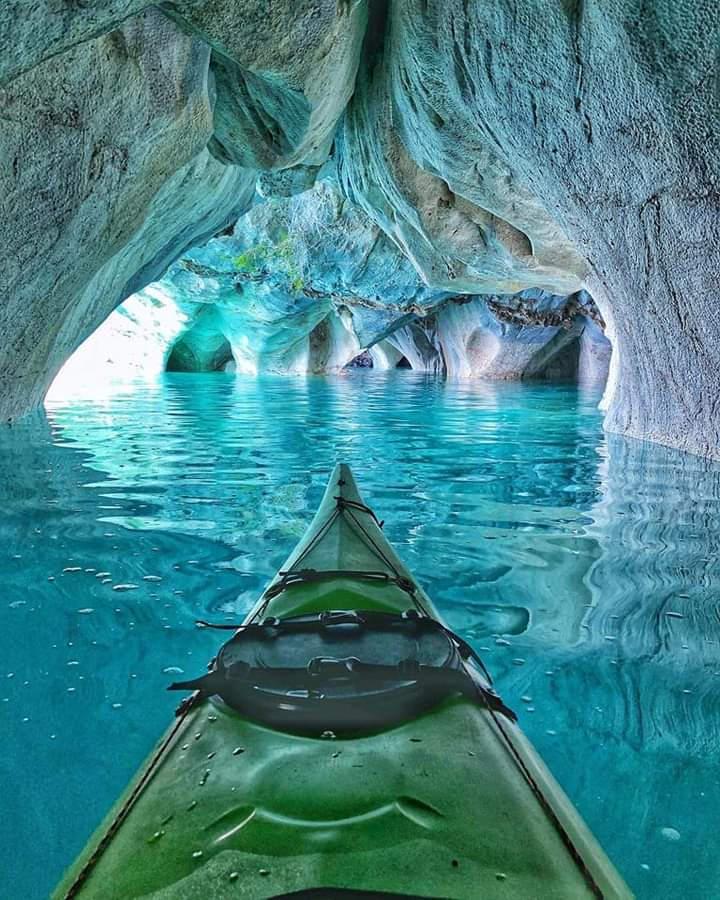 Marble Caves, Chile 😍

📸jsleeve_ak

#marblecaves #marble #chile #travelchile #lovelyterra #caves #cavesandcliffs #carreralake #patagonia #travel #besttraveldestinations #lovelyterratravels