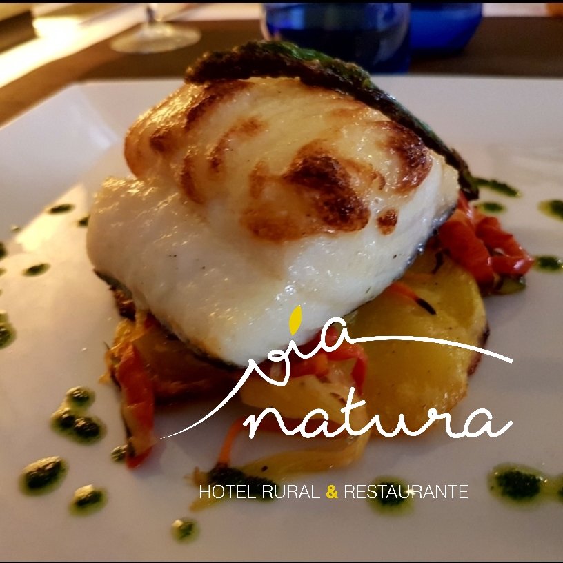 Retuitea este mensaje sigue nuestra página y acierta el resultado de la victoria o del empate del @cdcastellon  contra el Alcoyano, entrarás en el sorteo de 1 menú (35 €).
¡¡¡Como la victoria es muy importante daremos 2  ganadores entre los acertantes!!!!
¿A qué esperas?