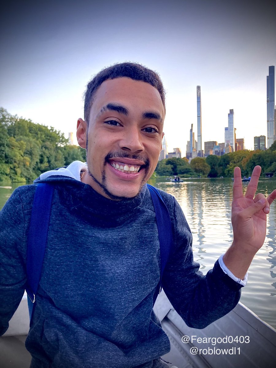 feargod0403's tweet photo. Good morning from the Big Apple!! 
📷 by @roblowdl1
#centralpark #NYC #tuesdayvibes https://t.co/ZesDnI9ysz