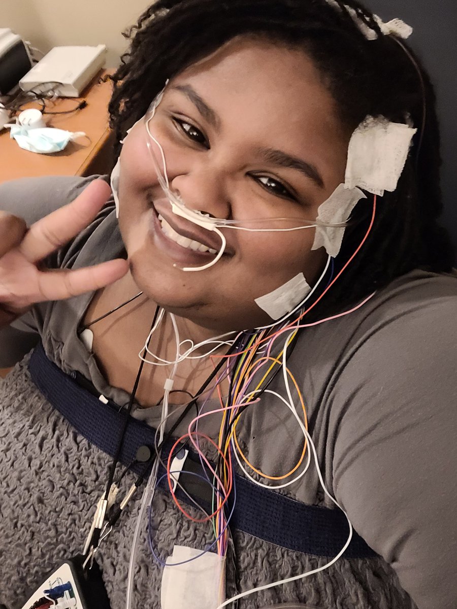 Princess144k_'s tweet photo. #sleepstudy #weightlossjouney #weightloss #Cpap https://t.co/cnojaFMhDR