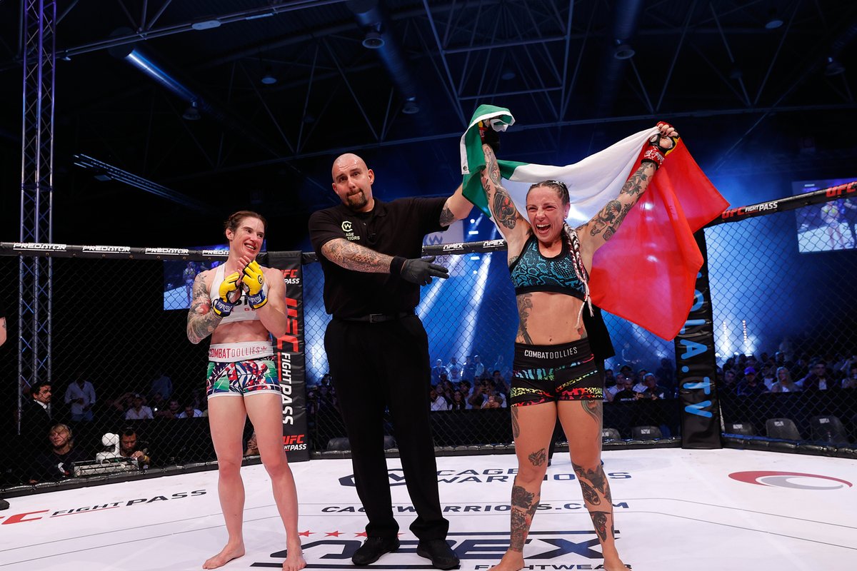 CageWarriors's tweet photo. 𝐑𝐨𝐦𝐞𝐜𝐨𝐦𝐢𝐧𝐠 🏠🇮🇹

After four years away, Micol Di Segni finally returned home to Cage Warriors with a win in Rome at #CW144 ❤️ https://t.co/XflT3bePBR