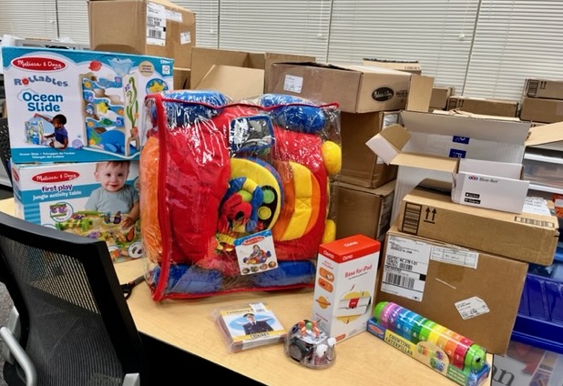 joynerlibrary's tweet photo. It's a transformation #ecutrc #TRCTuesday. At the Teaching Resources Center, we're turning 📦 of new deliveries into kits for engaging and exciting technology-based lessons. So much fun and so much learning! 🤖📖

This is thanks to an LSTA Bright Ideas Grant for innovation. https://t.co/O1DjDkMfhQ