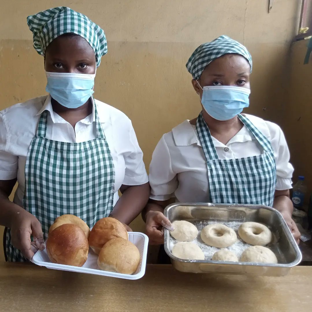 lagos_wdc's tweet photo. WOMEN DEVELOPMENT CENTER AGEGE
Students of the Catering and Hotel Management Department of the Skill Acquisition Centre during their first semester practical examination on Pastries today.
#skillacquistion
#Empowerment
#LASG
#ForAGreaterLagos https://t.co/ZraJlMKYGT