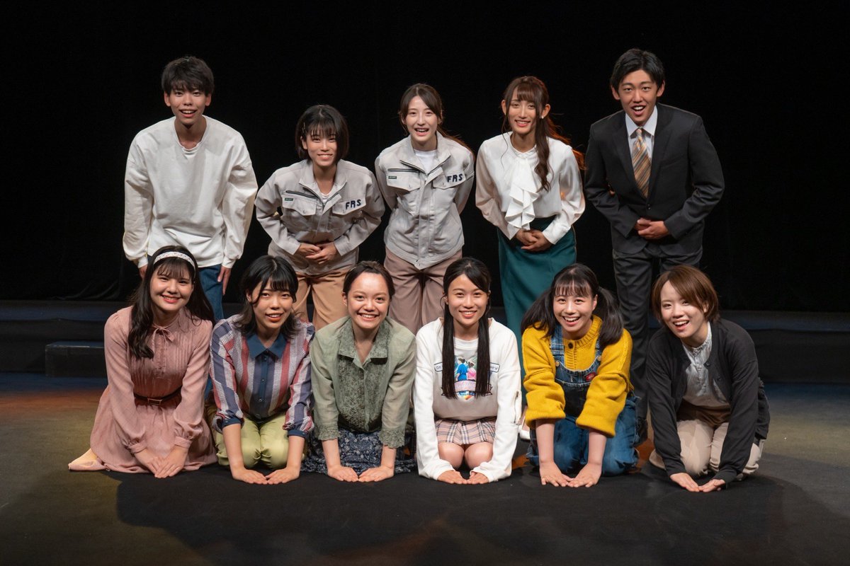 berrysnow4_snow's tweet photo. 『広くてすてきな宇宙じゃないか』無事終演致しました！！✨✨

本当に居心地が良い座組みで、終わってしまった事が寂しすぎるのですが、またどこかで皆んなと共演出来るように頑張りたいと思います💪

めちゃめちゃ楽しかった！！！！
この舞台に関わってくださった全ての方々に感謝です🙇‍♀️ https://t.co/eAI453Aq9R