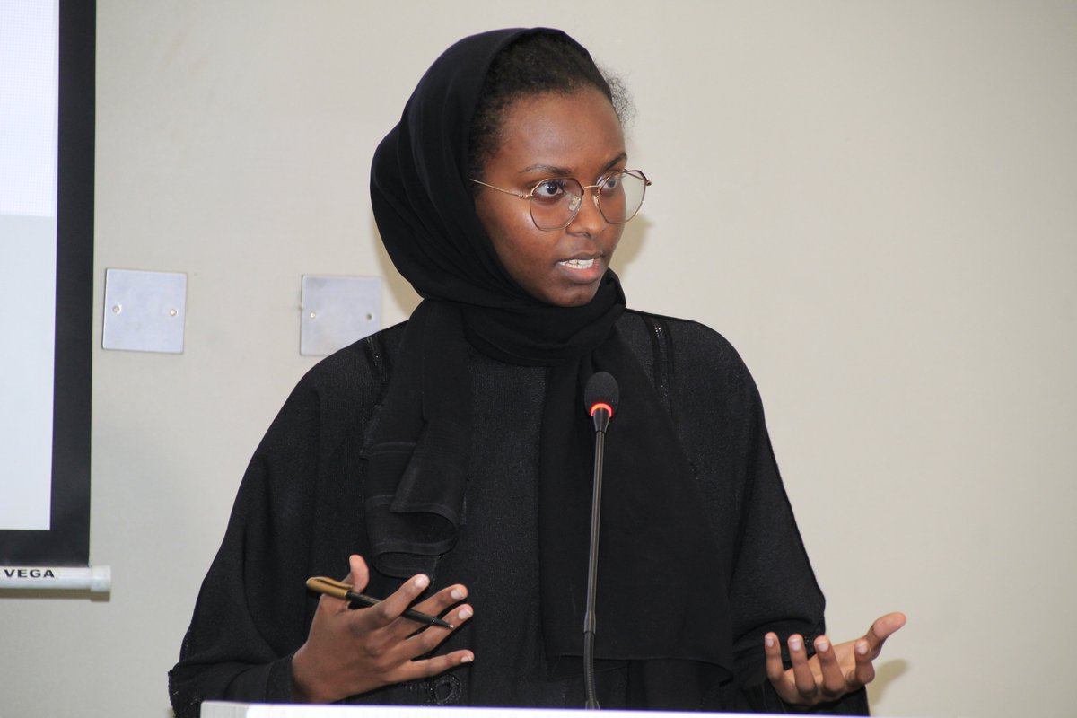 First afternoon plenary session at the 2022 #LCOYKe currently underway, on 'Climate and the Gender Nexus in Kenya'
Moderated by <a href="/Imankissa/">Iman Bashir</a>.
Panelists: <a href="/anitasoina/">Anita Soina</a>, <a href="/oindoisaac1/">Oindo Isaac.</a>, Wanjiku Thiga,

<a href="/LCOYKenya/">LCOY Kenya</a>