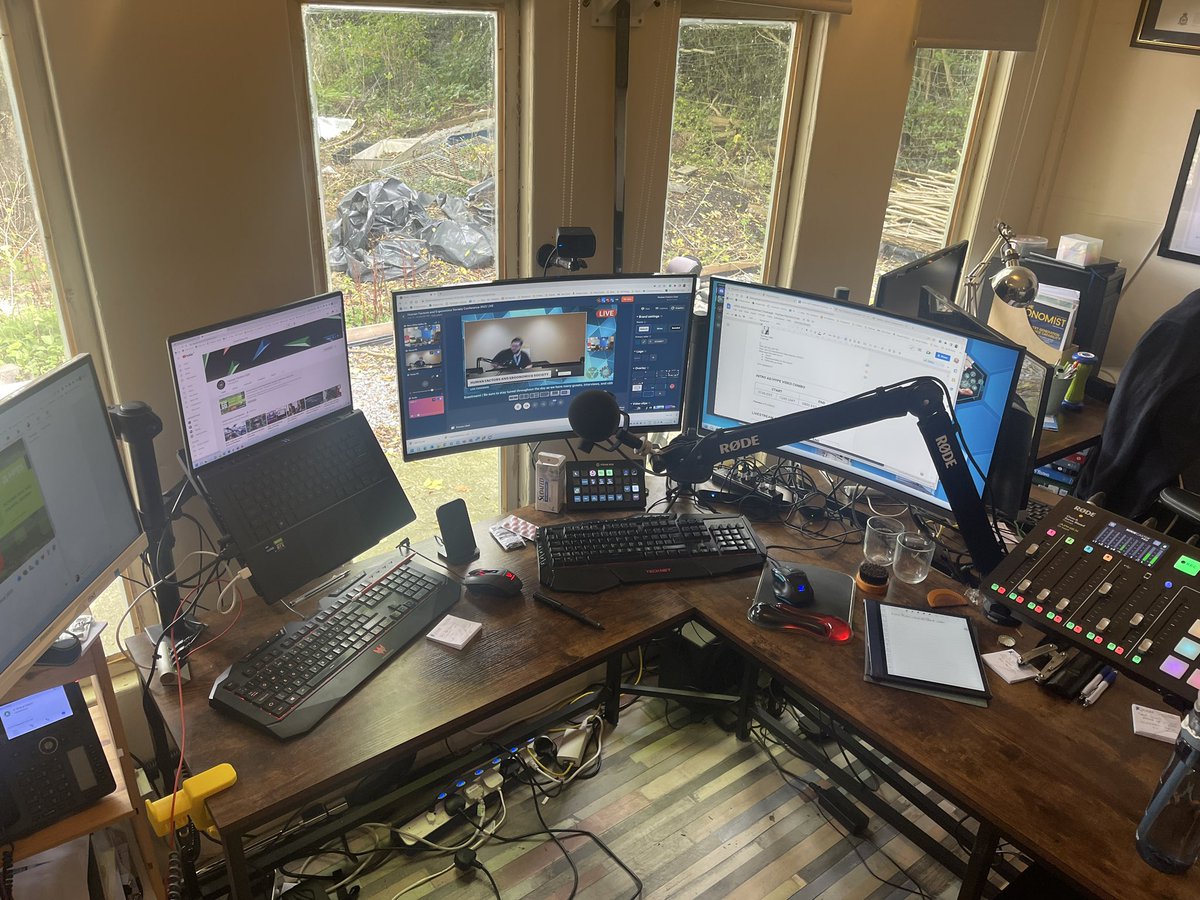 What does a remote livestream of <a href="/HFES/">HF/E Society</a> look like from the UK?  Here is my side of the <a href="/HFactorsPodcast/">Human Factors Cast</a> livestream! 

It’s exciting to be part of such a cool event