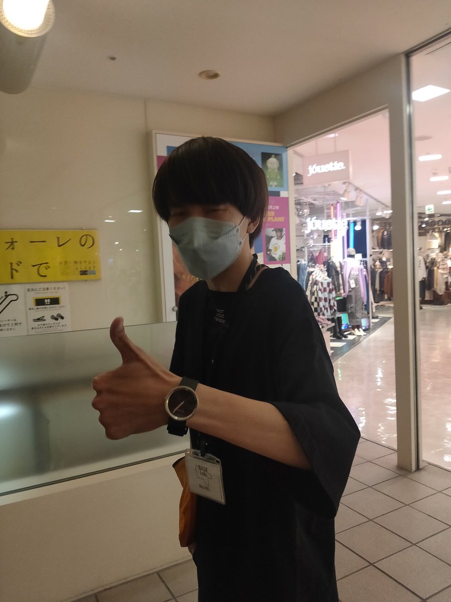 rosebestplayer's tweet photo. #ニートと居候とたかさき
#ポップアップ 
行ってきました！

17:30からラフォーレ5.5階から並んで閉店時間超えて20:30で買えました！
アイテムほぼ売り切れたが南さんに会えたのが最高！
初日はジャンスーさんもいました！
しもちゃん撮れなかったので
明日も行こうかな https://t.co/tymDr1TRbz