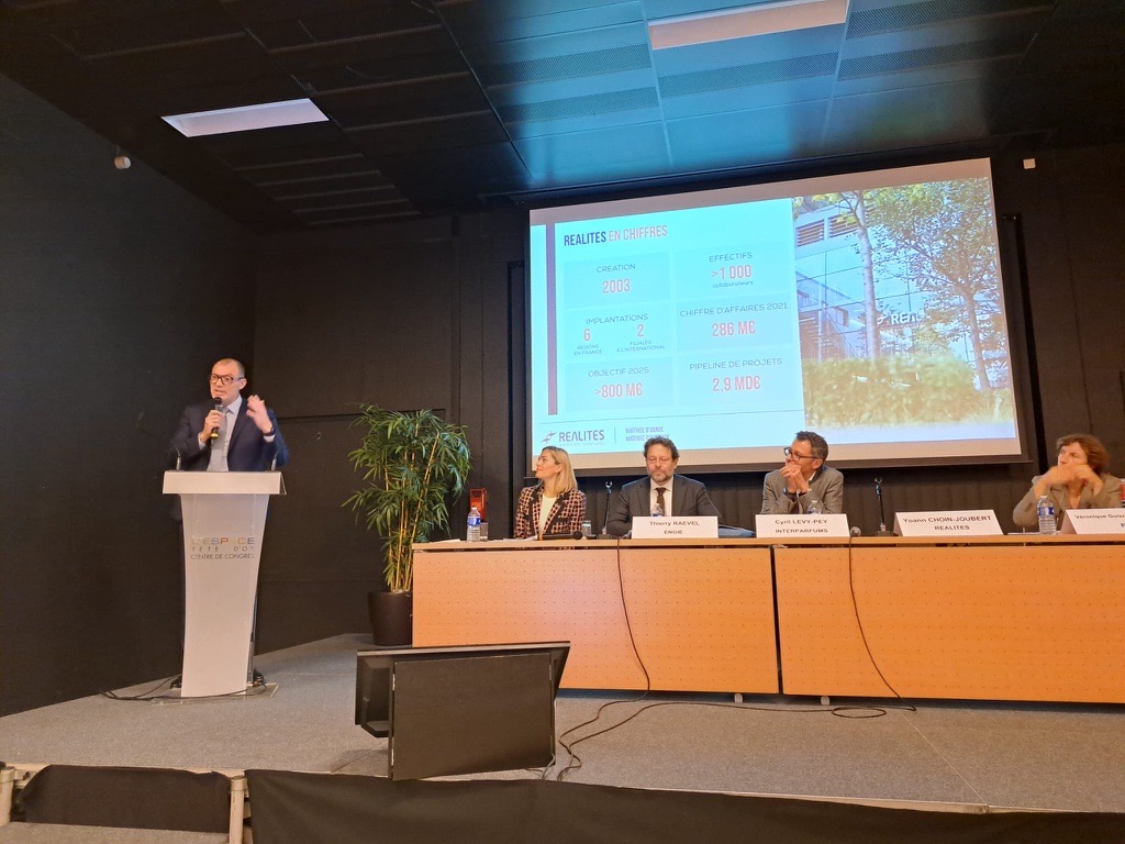 Yoann_Joubert's tweet photo. Ce fut un plaisir, hier, d'aller à la rencontre des actionnaires lors de la réunion organisée par la @f_2IC à #Lyon.

Merci au 200 participants, nous avons pu affirmer la #pertinence du modèle de @realites et notre #optimisme dans ce contexte incertain.

#UtilesEnActions $ALREA https://t.co/7F5pys20uC