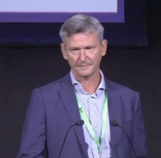 KewinSiah's tweet photo. Excellent presentation by Prof Guy Boeckxstaens @TARGID_KULEUVEN on why #IBS may be an immune-mediated (mast cell activation) disorder and potential new targets/treatment for IBS in the future.
#UEGWeek #uegweek2022 #myUEGcommunity #DGBIs #food #GITwitter #MedTwitter #GIfellows https://t.co/QnBrtJ4Ijn