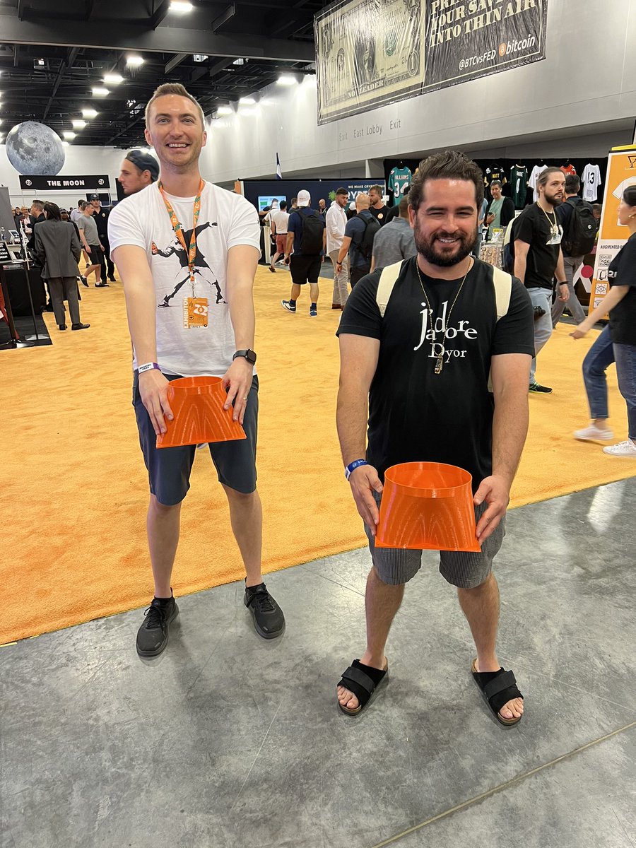 robertwarren's tweet image. How to add 1.28% to 16.7% MORE hash to your ASIC using @CryptoCloaks Exhaust Shrouds, AKA Mining Pants. 

(P.S. The pleb miners got here first.)

Newest @hashdistributed research drop inbound. 

A 🧵🧵