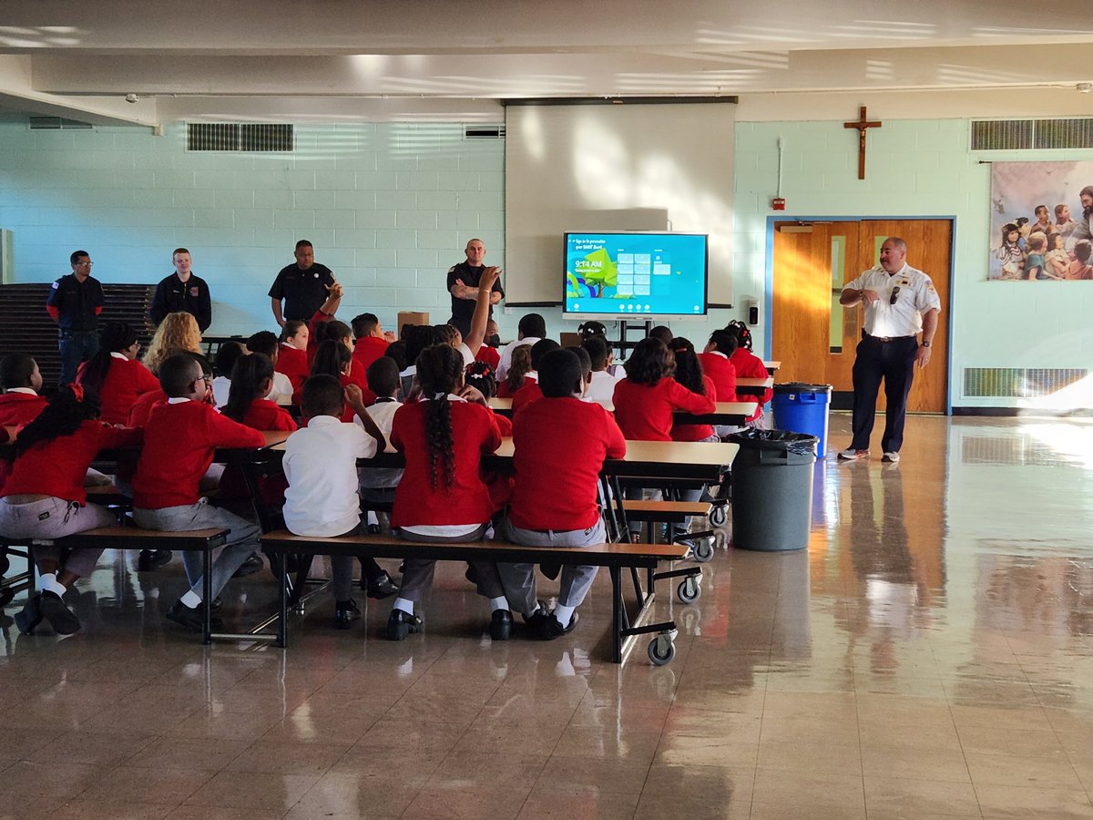 DocAdam54's tweet image. Thank you Nanuet Fire Fighters for teaching St. Anthony/St Paul&apos;s Nanuet Campus about fire prevention.