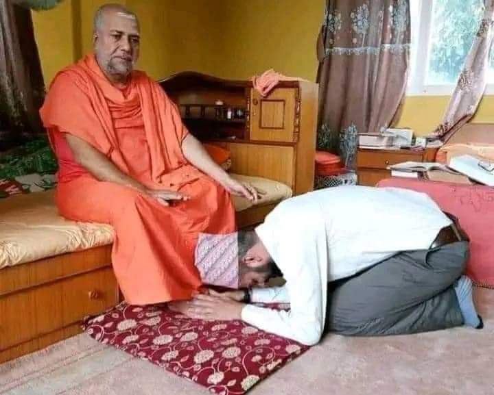 भोट मागेको हो कि केटो ले के हो हँ?