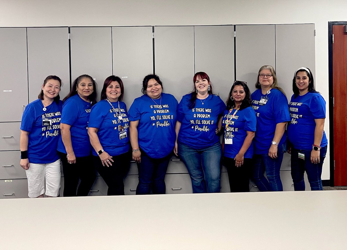 Tuesday is #BlueUpTogether blue shirt day!!!@CFISDHolmsley <a href="/BethCaillierB/">Beth Caillier Brown</a> #paralife