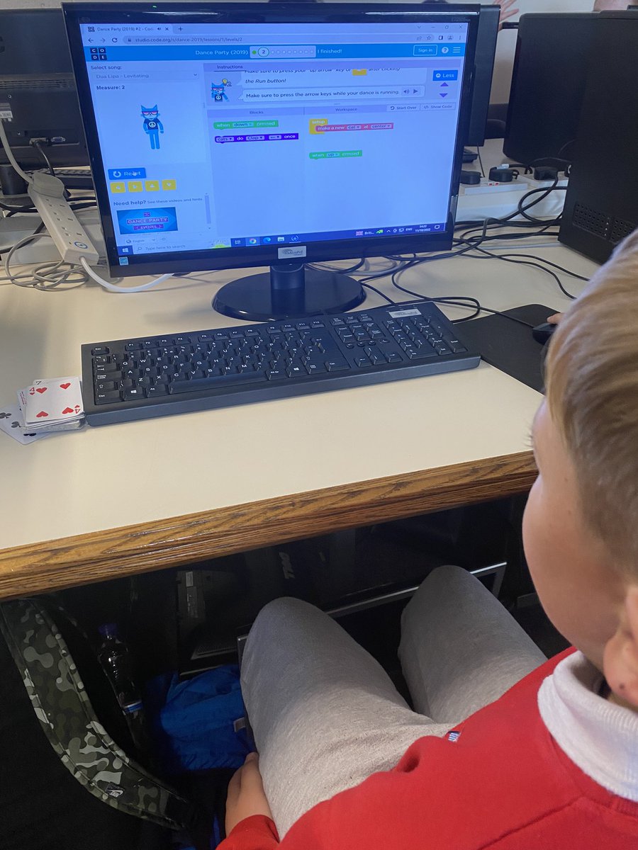 TalbotSenior's tweet image. More coding in our computer room with 5th Class today! @CodeWeekIRL @CodeWeekEU @codeorg #CodeWeek2022