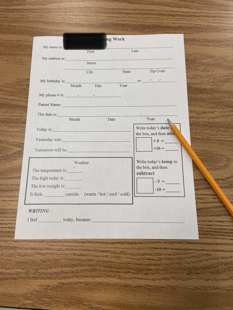 ses_APsherrill's tweet photo. High expectations are set in this classroom! Bell rings &amp; students independently get started on their morning work! 📝 #ThisIsWhy #PromotingIndependence #CHMSBuildingCharacter @CHMS_Principal @CISDSpecialEdu1 @lindslottcisd https://t.co/lTspZaMBlD