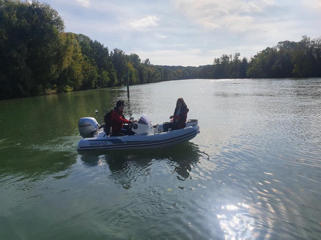 HondaFrancePR's tweet photo. Le soleil était au rdv pour la présentation presse #HondaMarine de notre gamme #HonWave et de nos partenaires #Terhi et #GrandBoats 🌞 ! Un très beau moment de convivialité grâce au #ClubNautiquedeChalifert et @AlureCom 😊 !
#hondafrancecorporate https://t.co/yNoJg2cbrT