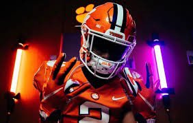 I will be attending Clemson University October 22nd For a Visit. Thank you 🙏🏾 <a href="/Coach_Norris103/">Coach Jerry Norris Jr.</a> <a href="/ClemsonFB/">Clemson Football</a> <a href="/daboswinney/">daboswinney</a> This is Major!!!🧡 🐾