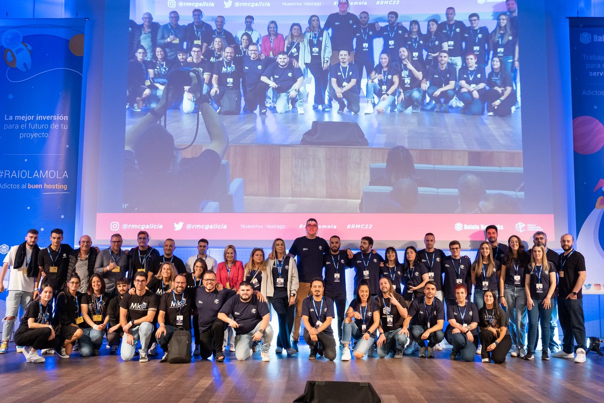 rmcgalicia's tweet photo. ¡Foto de familia #RMC22! 🙌🏽💙

GRACIAS (una vez más) a todos los asistentes, ponentes y patrocinadores por hacer que esta edición de Raiola Marketing Conference superara todas nuestras expectativas, ¡sois los mejores! #raiolamola 🫶🏽 https://t.co/T0CwjtHUqB