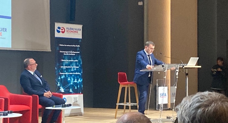 « MaPrimeAdapt c’est faire + et faire simple ! L’aide devra être plus attractive et permettre la rencontre des politiques publiques du logement et de l’autonomie ! »
Intervention de <a href="/OlivierKlein93/">Olivier Klein</a> Ministre délégué, chargé de la Ville et du Logement au colloque de <a href="/FiliereSilver/">Filière Silver Économie</a>.