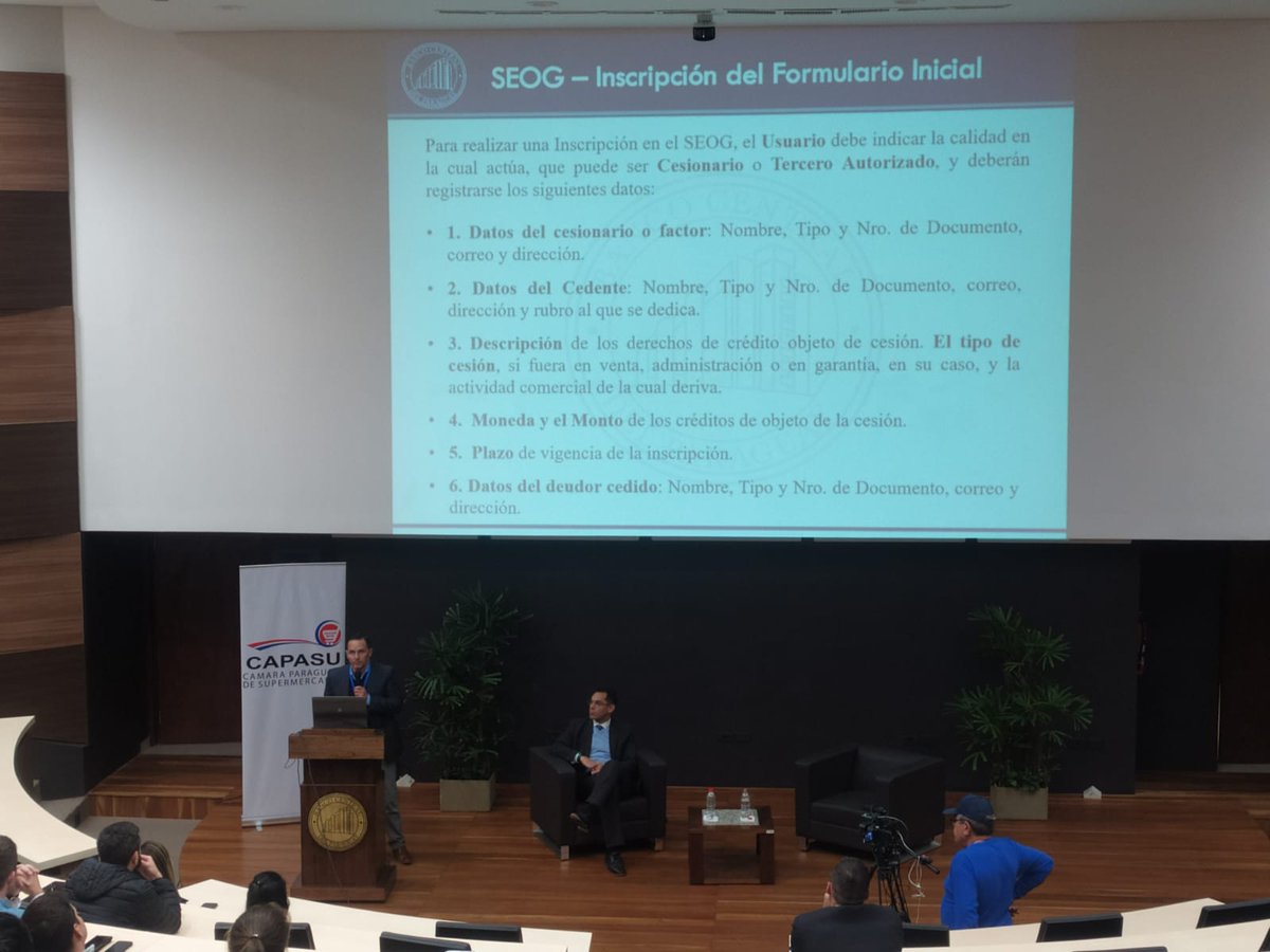 InstitutoBCP's tweet photo. Este lunes 10 de octubre se desarrolló un encuentro de capacitación sobre el #SEOG para miembros de la Cámara Paraguaya de Supermercados (Capasu). https://t.co/aGairoH9GM