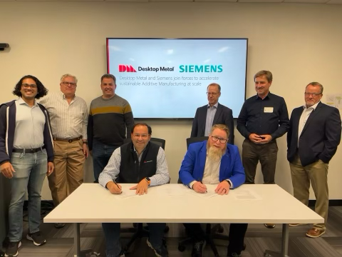 DesktopMetal's tweet photo. Siemens and Desktop Metal join forces to accelerate sustainable Additive Manufacturing at scale. This is what AM 2.0 is all about. 
#advancedmanufacturing #additivemanufacturing 
#binderjetting #metal3Dprinting

 https://t.co/4Lv7lOfMl3 https://t.co/E4beE1T5X5
