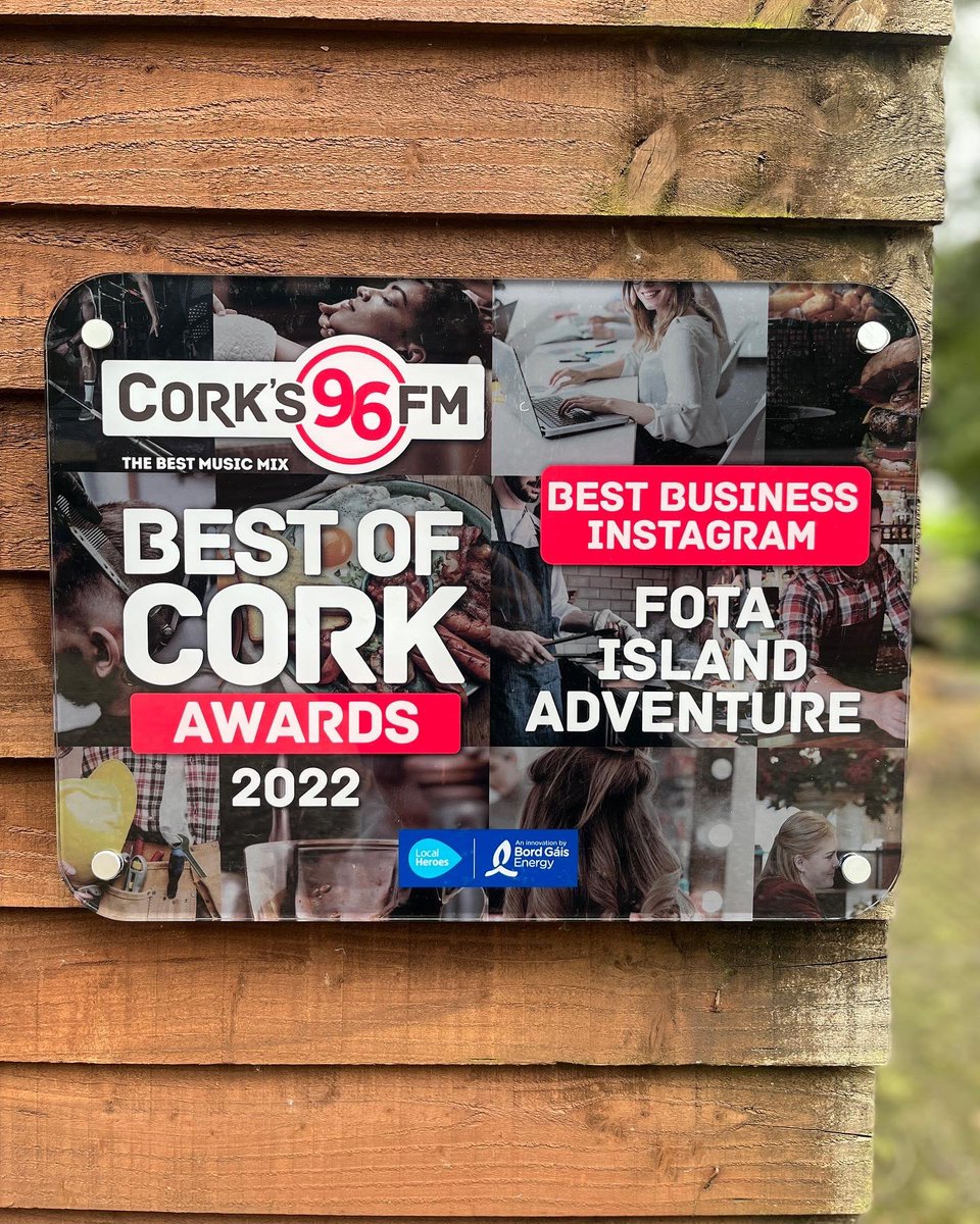 The Fota team is grateful to all of you for supporting us 🙌🏻 A big Thanks to Ken Tobin from the 96fm street fleet for helping us celebrate our amazing award today! 🎉🎉 <a href="/Corks96FM/">Cork's 96FM</a>