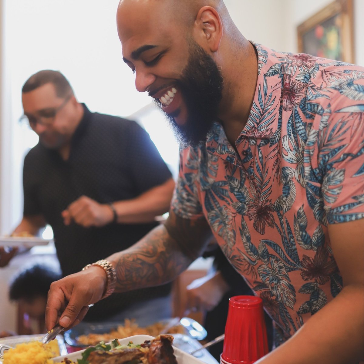 Latin food is simply delicious, from ceviches to moles, paellas to all types of arepas. 🌎🗓 Share in the comments your favorite platillos and tell us how you like to celebrate. #HispanicHeritageMonth 🌞🎉