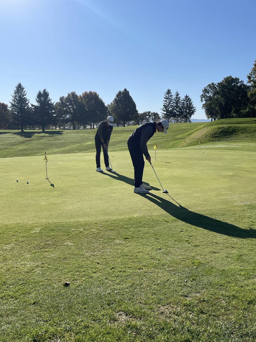 moon_golf's tweet photo. Moon Golf grinding on the practice green getting ready to get up and down at the Wpial team semifinals. Par is a good score. #moongolfrules https://t.co/SYxRiYMZvZ