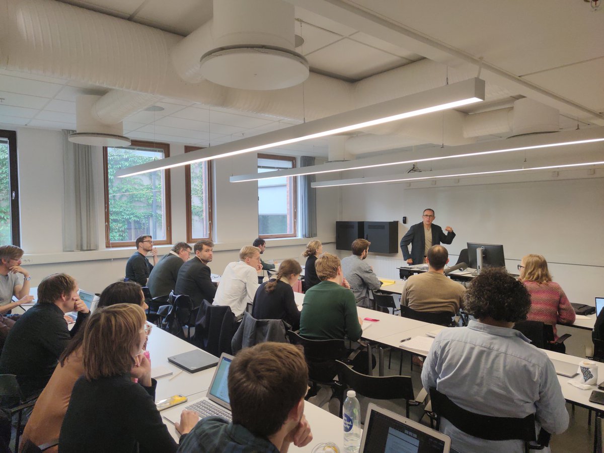 LGRP2014's tweet photo. Michael McKenna responding to comments by LGRP's Yuliya Kanygina, Daniel Telech, and Patrick Todd at an author-meets-critics session. (Day 1 of LGRP's workshop "Responsibility &amp; Desert" with Michael McKenna, Maria Alvarez, and Timothy Kearl) https://t.co/6M6xRsmdsE