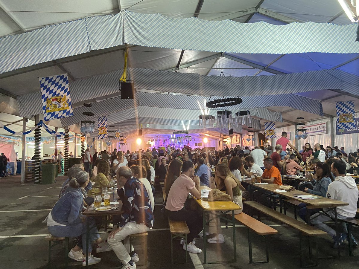 Wilcommen Oktoberfest!!! #Oktoberfest2022 #lanucia <a href="/LaNuciaES/">La Nucía</a>