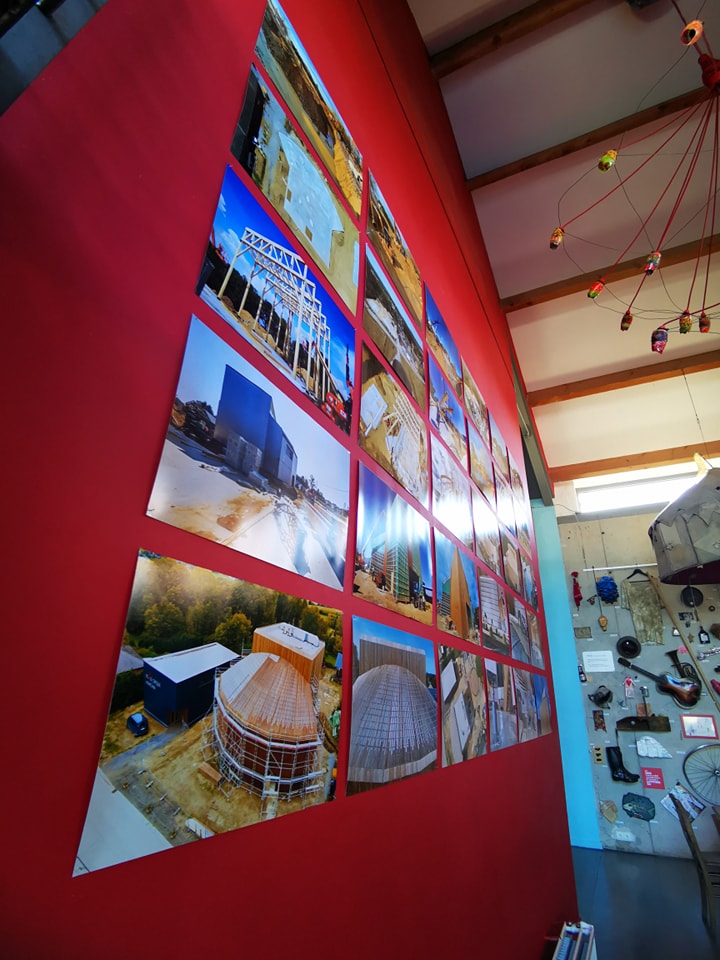 Demain on pend la crémaillère avec les marchinois, ce week-end on inaugure !

Inauguration du Cirque de Latitude 50
latitude50.be