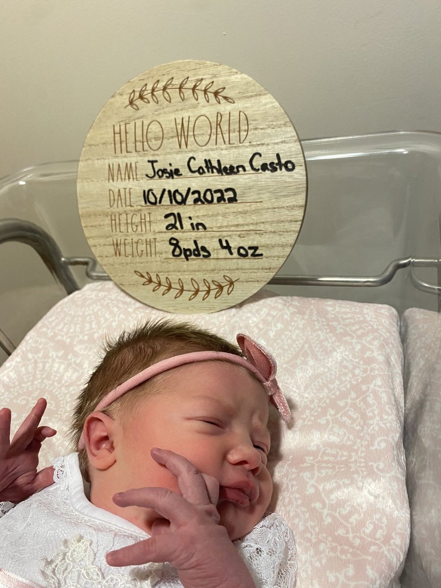 CoachCasto's tweet image. Emmalee and myself welcomed Josie Cathleen Casto to the world yesterday at 1:15 PM. Our heart’s are full and we are excited for the future with her! ❤️