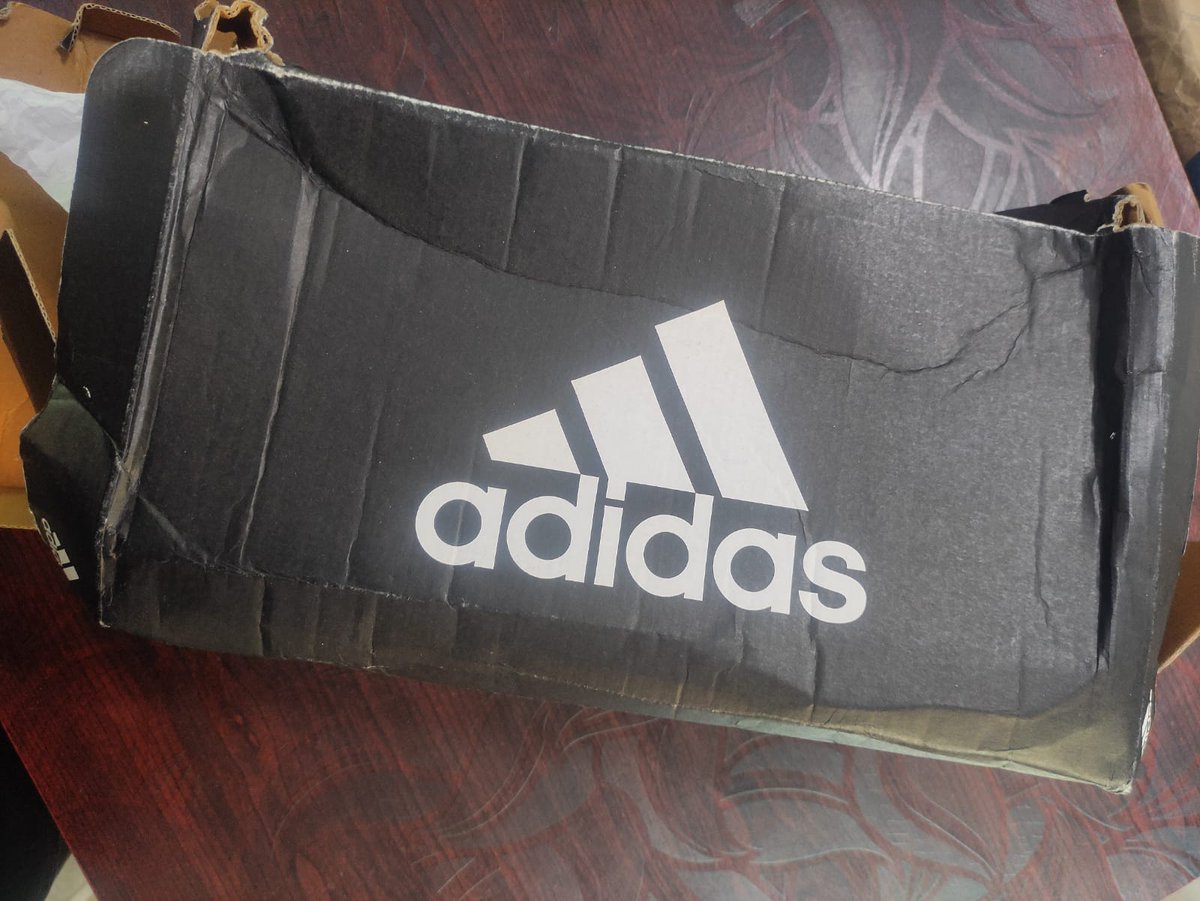 abudojana_nawab's tweet photo. @adidas @adidasfootball @adidasoriginals @adidasrunning @adidasHoops Could you @adidas   please confirm this shoes is adidas adiprim M running shoes?.I ordered adidas adiprim m running shoes from flipkart @Flipkart .I got a local jhooti from flipkart in the of adidas shoes. https://t.co/zggrnwYLAf