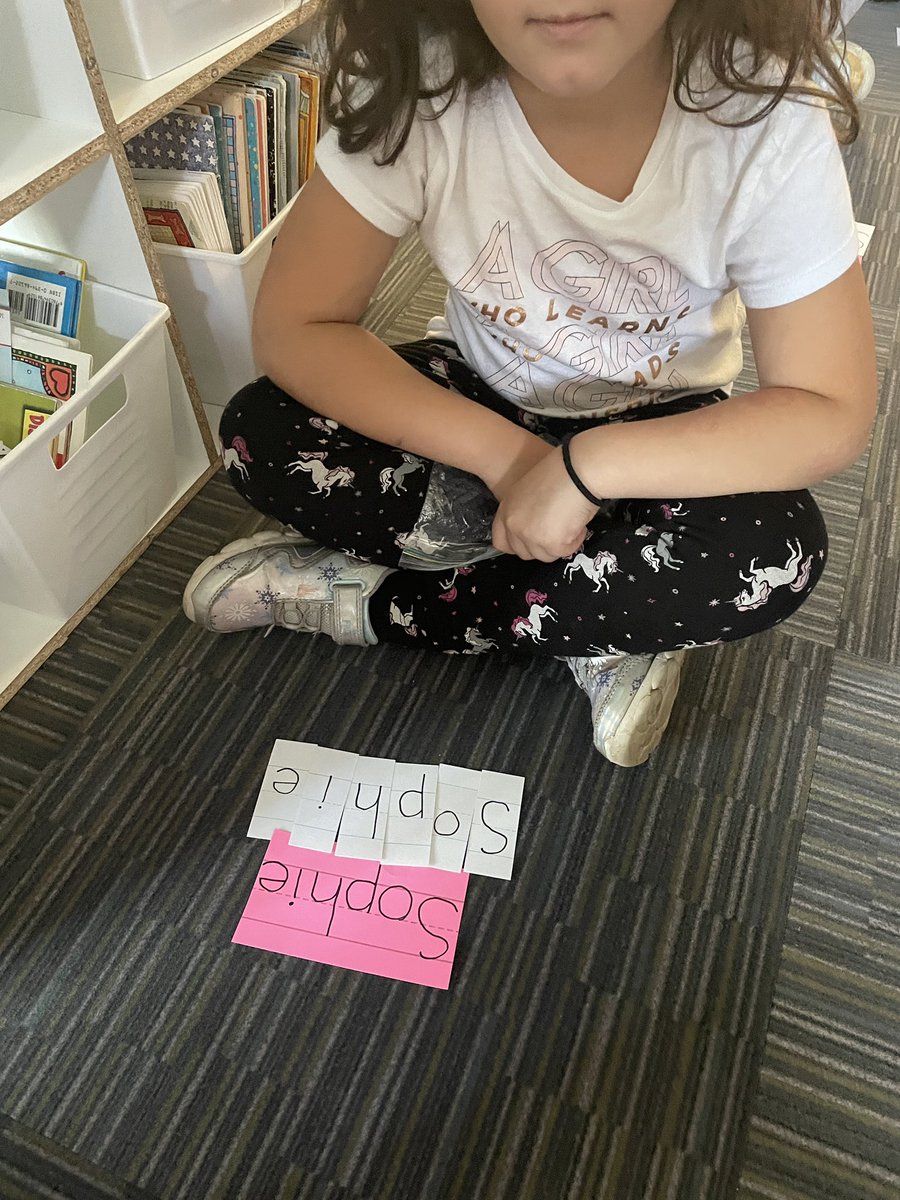 It is super important to learn your own name by heart!!! ❤️ Students loved using their name cards to put the letter cards of their own names in the correct order!
