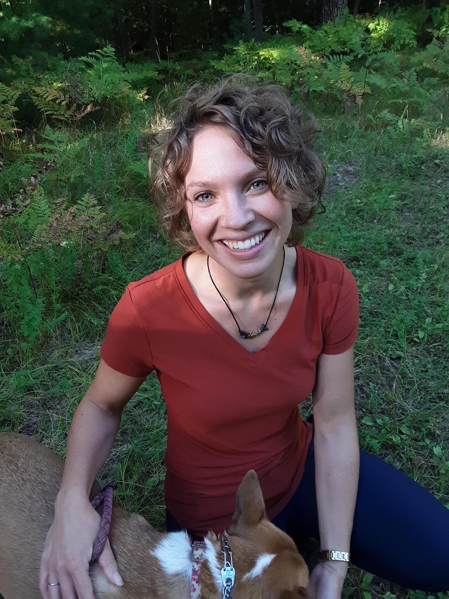 NicoletPlayers's tweet photo. Meet the Cast of The 25th Annual Putnam County Spelling Bee!

Claire Kafka Duda is a teacher, quilter, dog lover, &amp; arts enthusiast from Minocqua. This is her 3rd production with the Nicolet Players &amp; she is happy to be spelling (and singing!) in The Bee. https://t.co/YvUZJ2So4H https://t.co/WPWom2vQUb