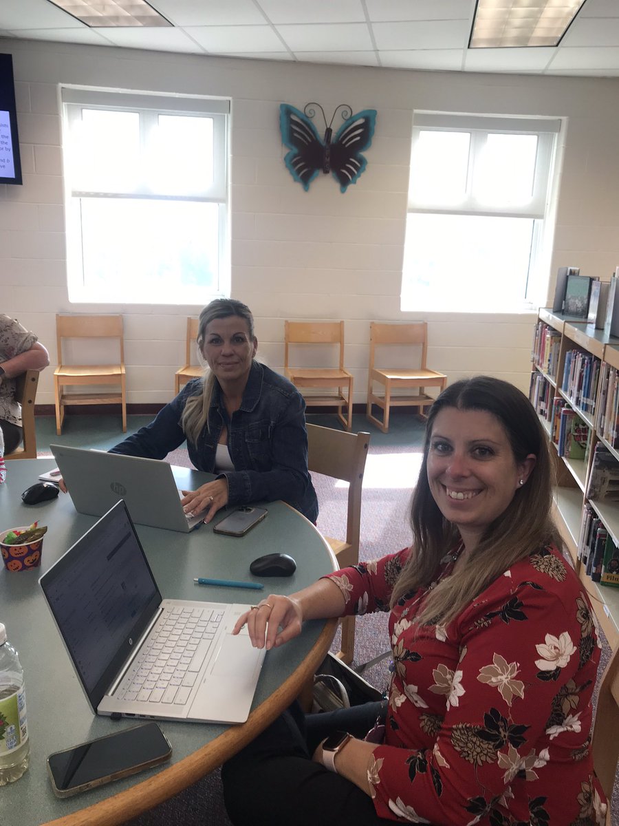 KelGreening's tweet photo. Appreciate our partners in math in the sped and tech department joining us for our first city wide meeting!@stace208_ITRT @jessjoyner13 @TravisHansin @CoachHaebs https://t.co/h6XHbqHl7O