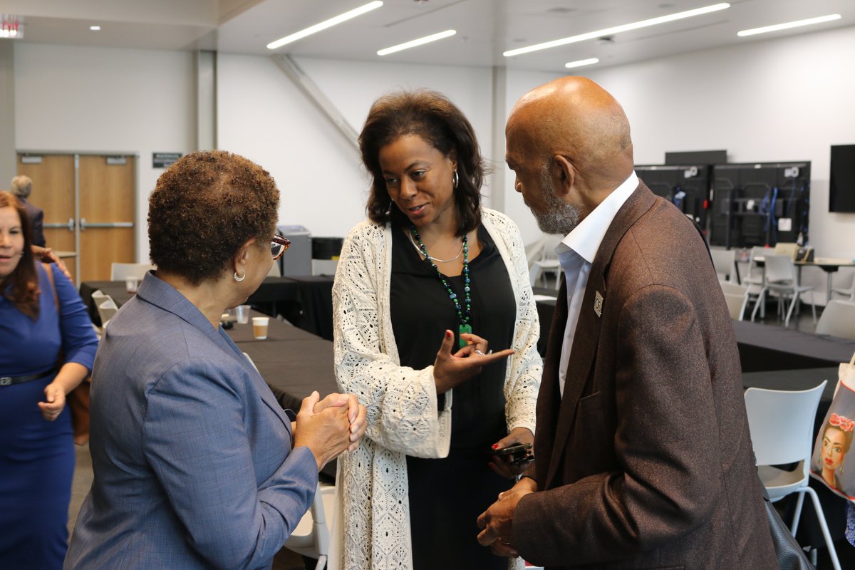KarenBassLA's tweet photo. Today, I convened a group of faith, justice and civil leaders from all over our city to create an action plan to move our city forward.

L.A. is in pain – pain that we've unfortunately felt before. We must move past the politics of divide and conquer.

And we will – together. https://t.co/hdybGuyeGA
