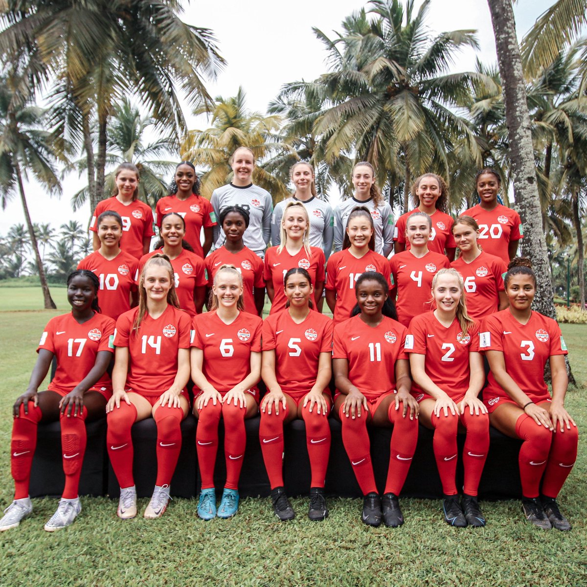 CanadaSoccerEN's tweet image. Your #canw17 squad 👊

#WeCAN #U17WWC
