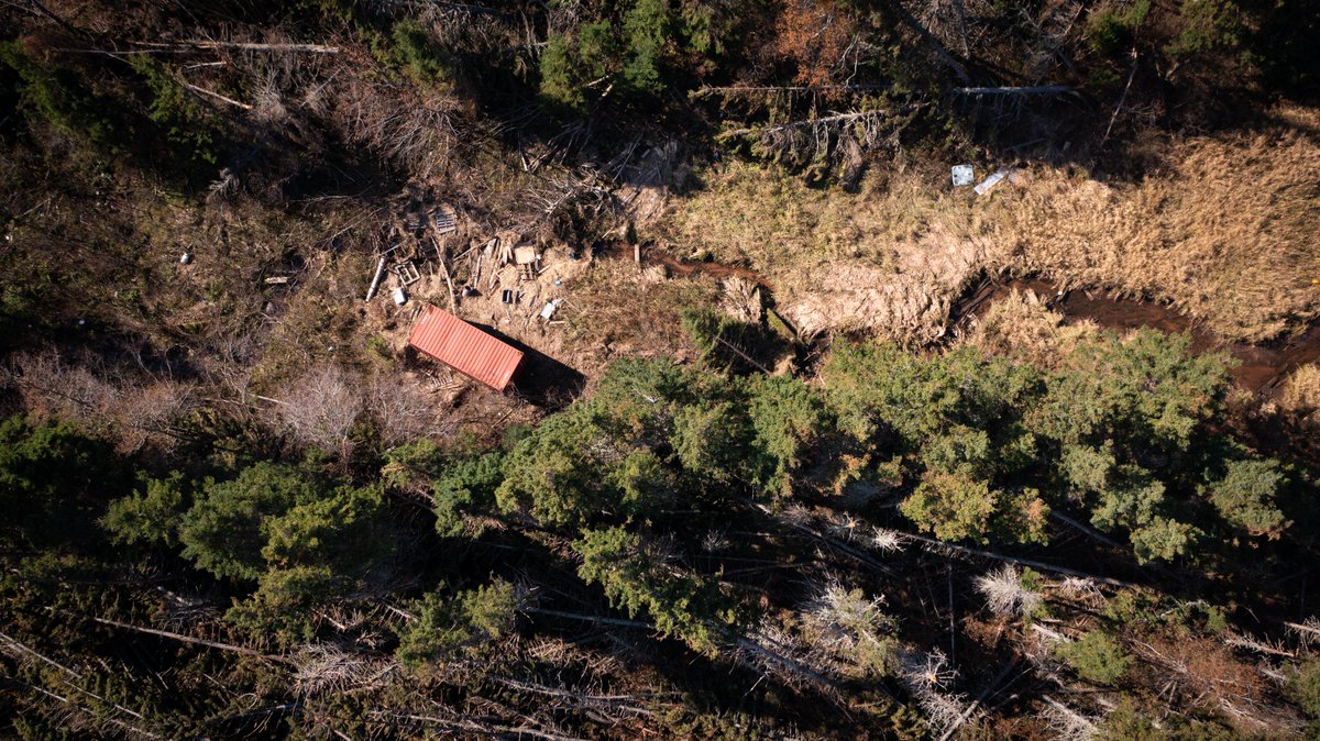 CBCshaner's tweet photo. Clean up continues around the Island, here are some shots from St Peters Bay, McEwens Island and Naufrage. I find something eerie with the picnic table photo. https://t.co/vFUNZ4zIjT