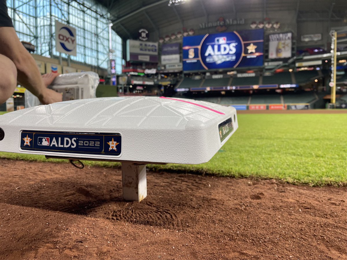 The Bases are set and go time is here. #GoMariners #SeaUsRise