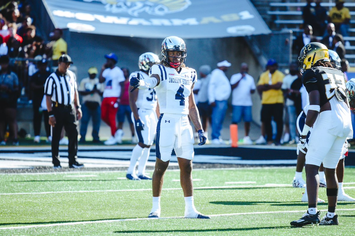 DanielsDallas2's tweet photo. Forever standing on all 10🥷🏽4️⃣ #jacksonstate #FreeC https://t.co/AwVE7hp8ZT