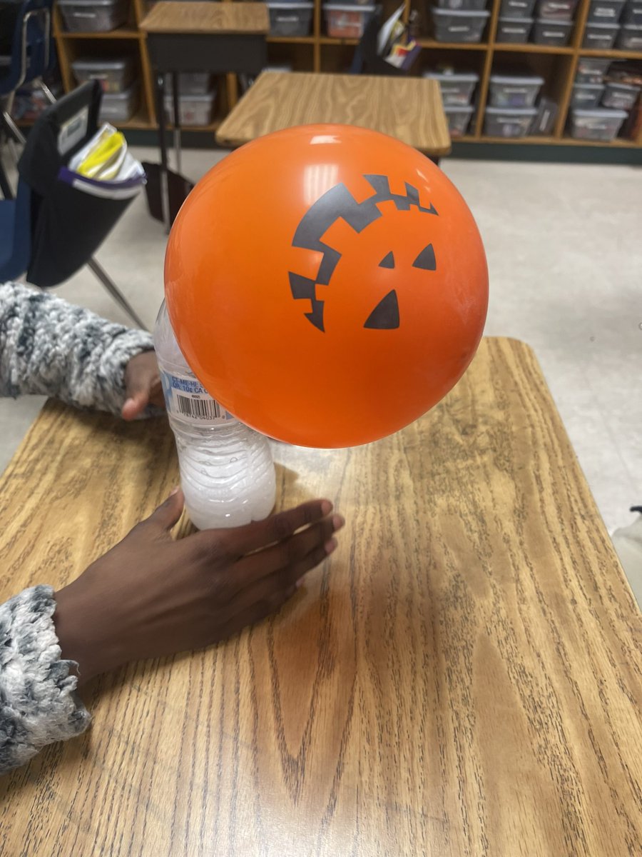 Starting to learn about matter! We used a solid and a liquid to produce gas! Our baking soda and vinegar created a chemical reaction that made our pumpkin balloon blowup! <a href="/DicksonTigers/">E.R. Dickson Tigers</a> <a href="/beEXTRAordinary/">BeExtraordinary</a> <a href="/mcpss/">sabhan</a> @beckymurray13