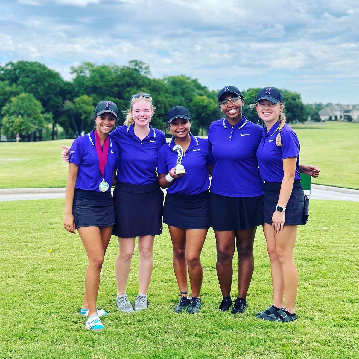 IHS Knights Golf tweet media