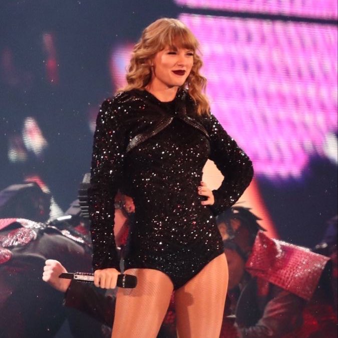 🍀 ¦ HITSDD raporlarına göre, Taylor Swift 2023 Kasım ayında Stadyum Turu satışa çıkıyor.